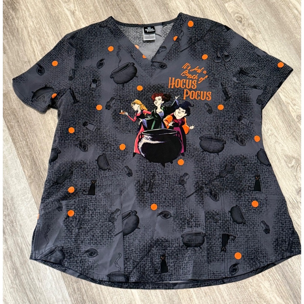 Disney Hocus Pocus Hocus Pocus All Over Print Scrub Top Women's Size L